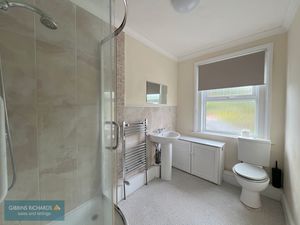 Bathroom- click for photo gallery